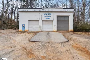 510 Anderson Dr, Laurens, SC 29360 - Photo 6