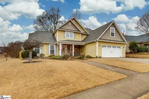 122 Hidden Springs Ln, Taylors, SC 29687 - Photo 2