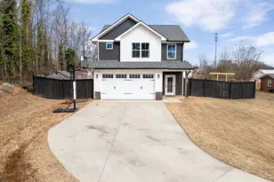 613A Old Rutherford Rd, Taylors, SC 29687 - Photo 2