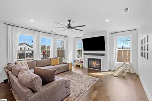 613A Old Rutherford Rd, Taylors, SC 29687 - Photo 6