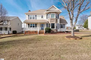 807 Fairview Rd, Greer, SC 29651 - Photo 2