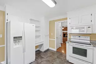 807 Fairview Rd, Greer, SC 29651 - Photo 26