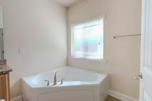 500 Airdale Ln, Simpsonville, SC 29680 - Photo 16