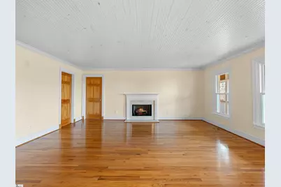 4484 Hawikins Road, Greer, SC 29651 - Photo 8