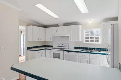 617 Kestrel Bluff, Boiling Springs, SC 29316 - Photo 14