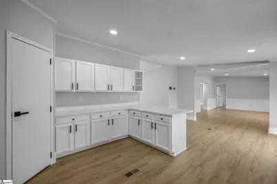 3824 Chesnee Highway, Gaffney, SC 29341 - Photo 8