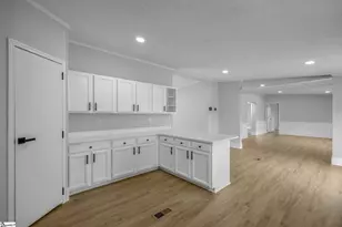 3824 Chesnee Hwy, Gaffney, SC 29341 - Photo 8