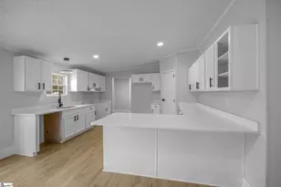 3824 Chesnee Hwy, Gaffney, SC 29341 - Photo 4