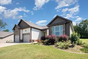 190 Glendower Ln, Chesnee, SC 29323 - Photo 2