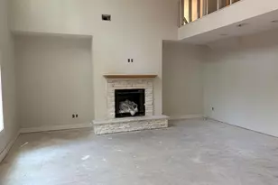 423 Martin Dr, Greenville, SC 29617 - Photo 2