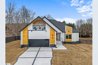 219 Craigo Creek Court, Fountain Inn, SC 29644 - Photo 2