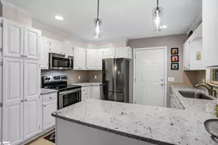 9 Parkins Pl, Greenville, SC 29607 - Photo 10