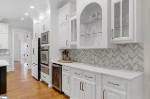 204 Kilgore Cir, Simpsonville, SC 29681 - Photo 8