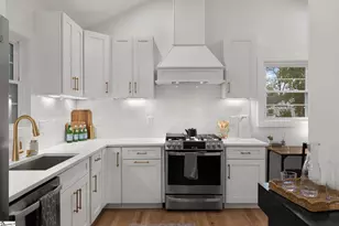 304 Wedgewood Dr, Greenville, SC 29609 - Photo 14