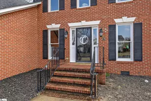 102 W Silverleaf St, Greer, SC 29650 - Photo 4