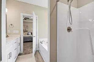 46 Cantrell Dr, Taylors, SC 29687 - Photo 16