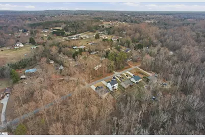 46 Cantrell Drive, Taylors, SC 29687 - Photo 32