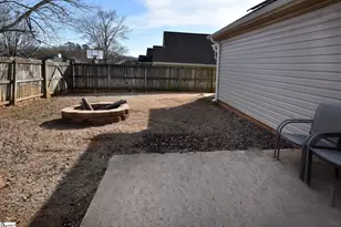 100 Golden Leaf Ln, Simpsonville, SC 29681 - Photo 18