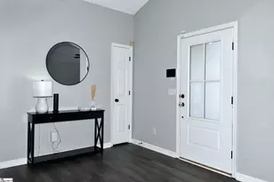 100 Golden Leaf Ln, Simpsonville, SC 29681 - Photo 2