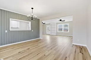 1022 Hickory Ln, Anderson, SC 29624 - Photo 4