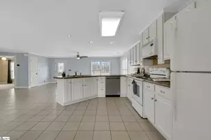 115 Taylors Rd, Taylors, SC 29687 - Photo 12