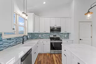 702 Cheyanne Ct, Greer, SC 29651 - Photo 8