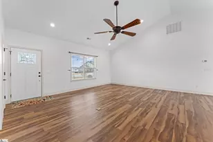 702 Cheyanne Ct, Greer, SC 29651 - Photo 8