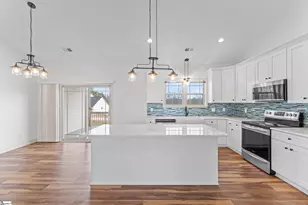 702 Cheyanne Ct, Greer, SC 29651 - Photo 6