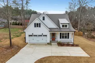 230 E Darby Rd, Taylors, SC 29687 - Photo 2