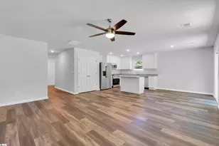 210 Ivydale Dr, Greenville, SC 29609 - Photo 10