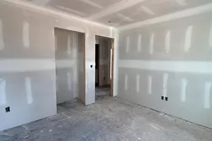 210 Ivydale Dr, Greenville, SC 29609 - Photo 6