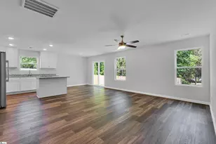 210 Ivydale Dr, Greenville, SC 29609 - Photo 4