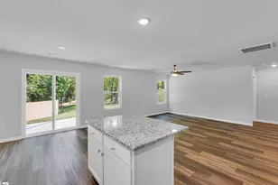 210 Ivydale Dr, Greenville, SC 29609 - Photo 6