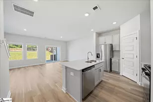 125 Kerwin Ct, Greer, SC 29651 - Photo 4