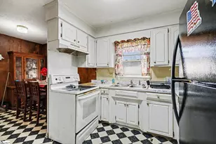 2014 Center St, Spartanburg, SC 29303 - Photo 6