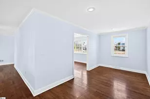 36 Sherman Ln, Greenville, SC 29605 - Photo 16