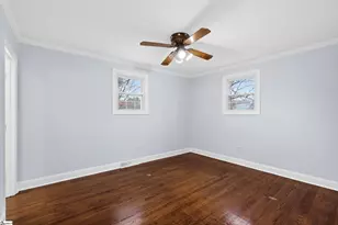 36 Sherman Ln, Greenville, SC 29605 - Photo 18