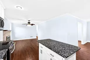 36 Sherman Ln, Greenville, SC 29605 - Photo 14