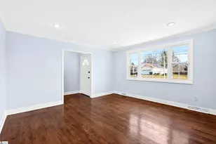 36 Sherman Ln, Greenville, SC 29605 - Photo 8