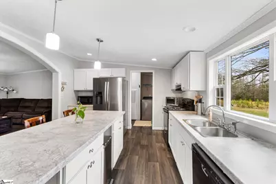 7709 Neely Ferry Road, Laurens, SC 29360 - Photo 14