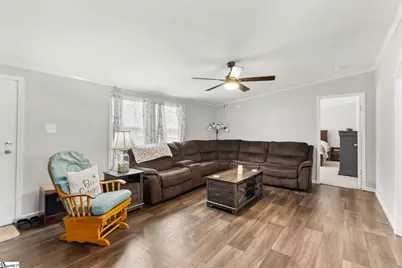 7709 Neely Ferry Road, Laurens, SC 29360 - Photo 8