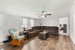 7709 Neely Ferry Rd, Laurens, SC 29360 - Photo 8