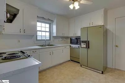 2 Tazewell Drive, Greenville, SC 29617 - Photo 12