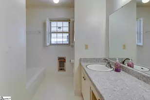 2 Tazewell Dr, Greenville, SC 29617 - Photo 20