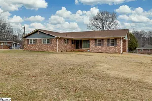 2 Tazewell Dr, Greenville, SC 29617 - Photo 2