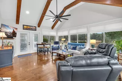 202 N Links Crossing, Ninety Six, SC 29666 - Photo 8