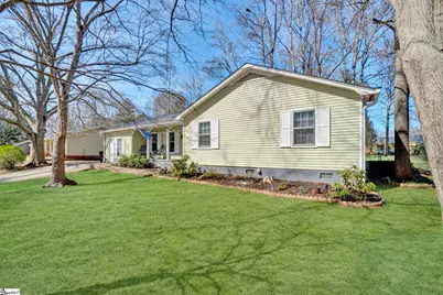 915 Brentwood Way, Simpsonville, SC 29680 - Photo 2