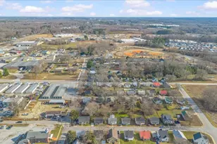 105 2nd St, Fountain Inn, SC 29644 - Photo 32