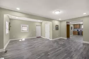 107 Boyd Ave, Simpsonville, SC 29681 - Photo 14