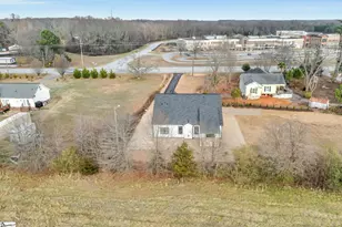 1434 Scuffletown Rd, Simpsonville, SC 29681 - Photo 38